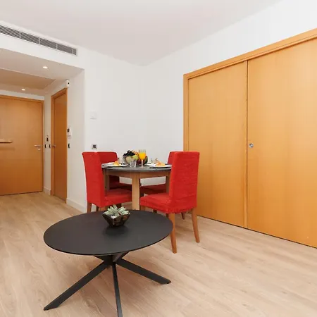 Pavillon Riviera Yourhosthelper