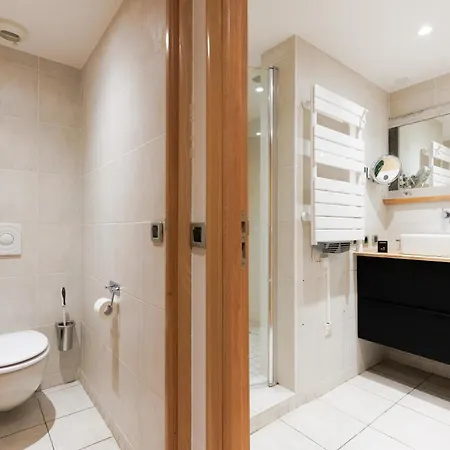 Pavillon Riviera Yourhosthelper Cannes