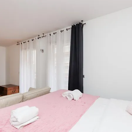 Pavillon Riviera Yourhosthelper Cannes